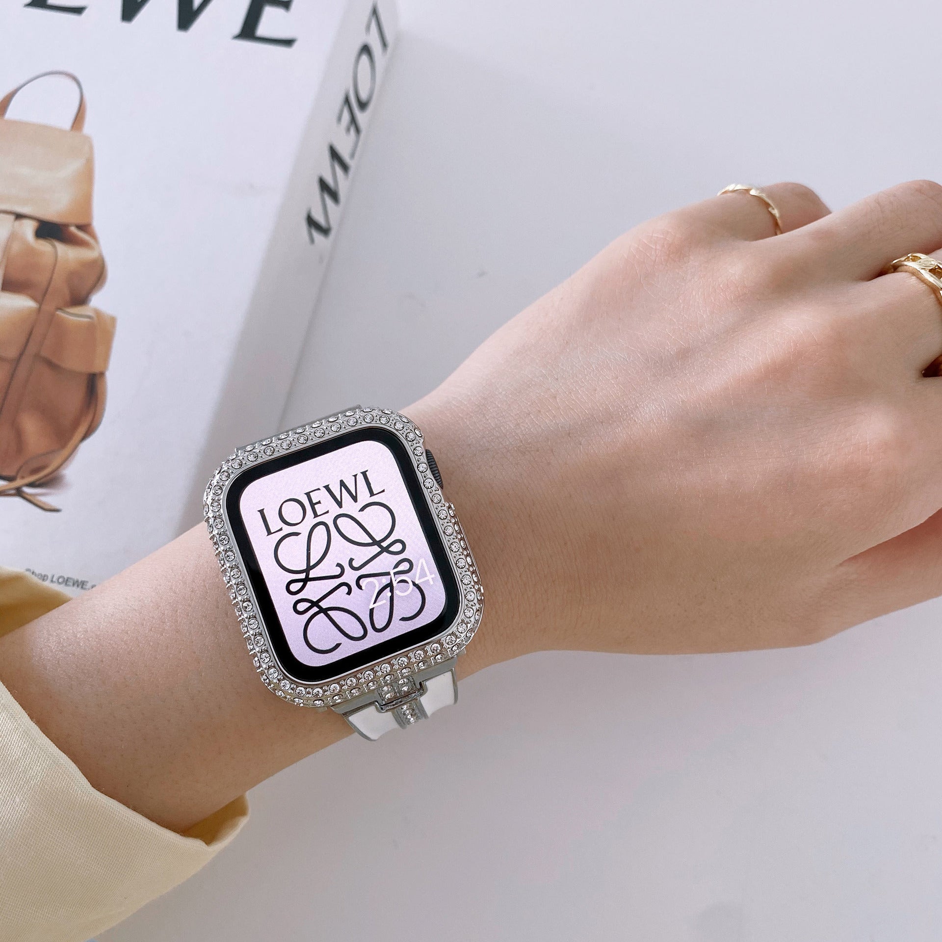 Small Fragrant Wind Bracelet With Diamond Women's Metal Strap