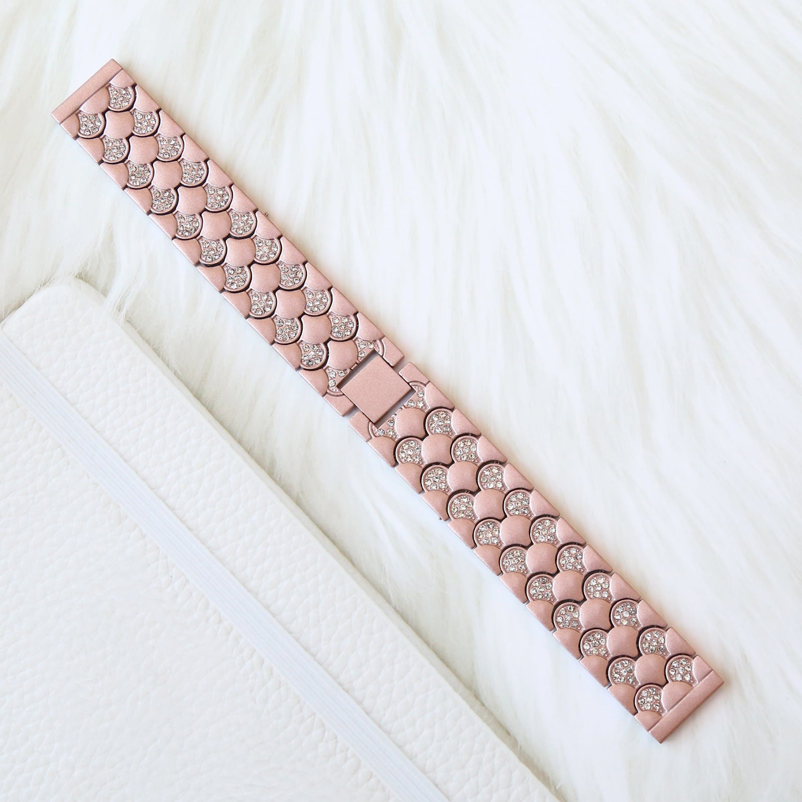 New Applicable Watch Metal Strap Fish Scale Pattern Diamond